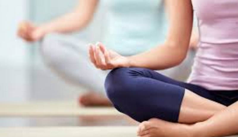 /12796yoga-peq.jpg